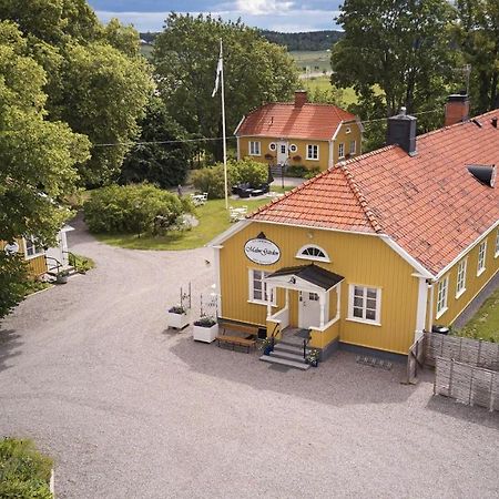 Malmgardens Vandrarhem B&B สเตรงนาส ภายนอก รูปภาพ